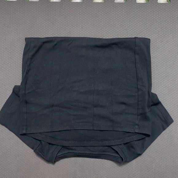 Ingrid & Isabel Black Tee - Picture 5 of 6